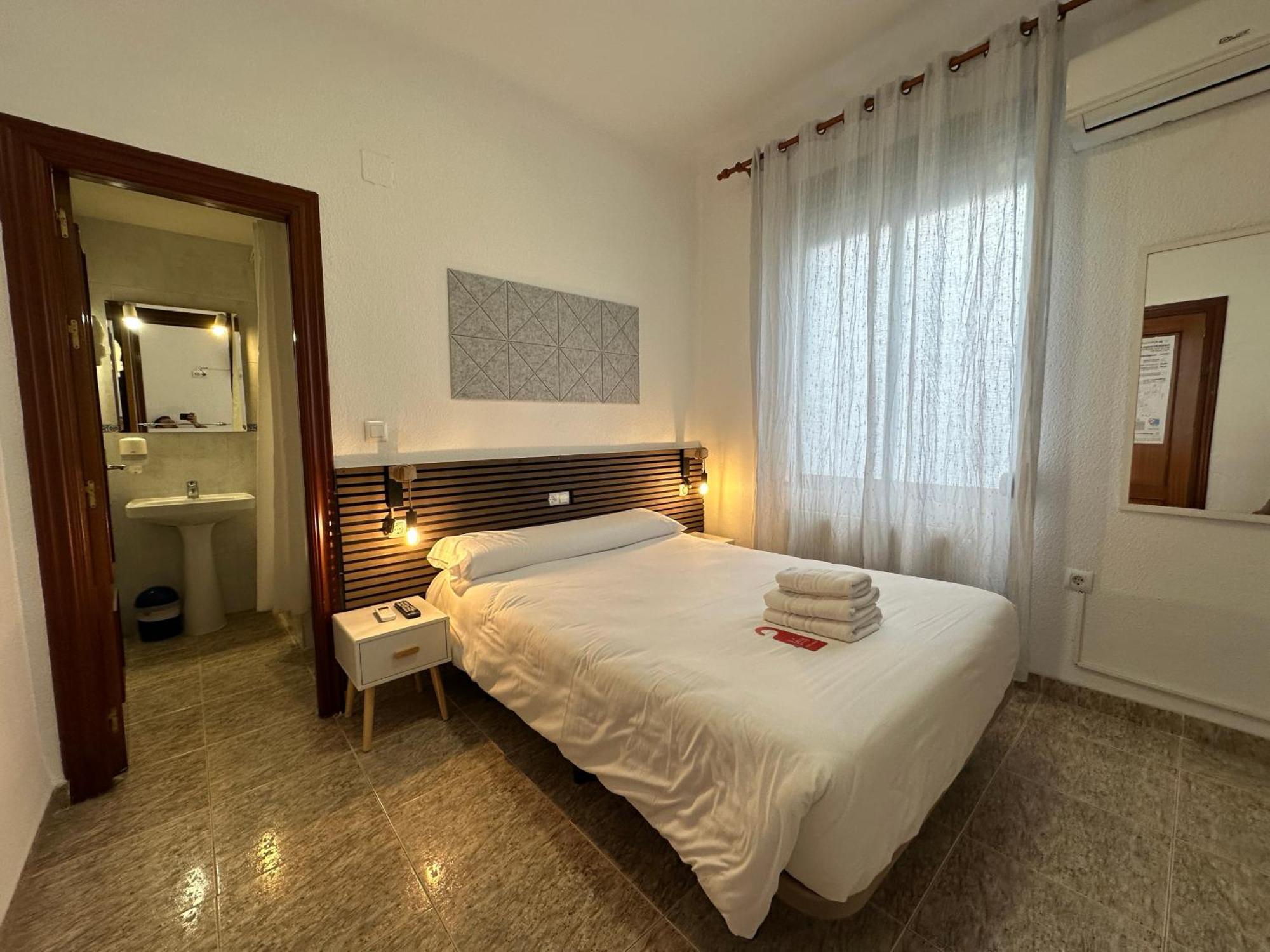 Pension Recogidas Granada Exterior photo