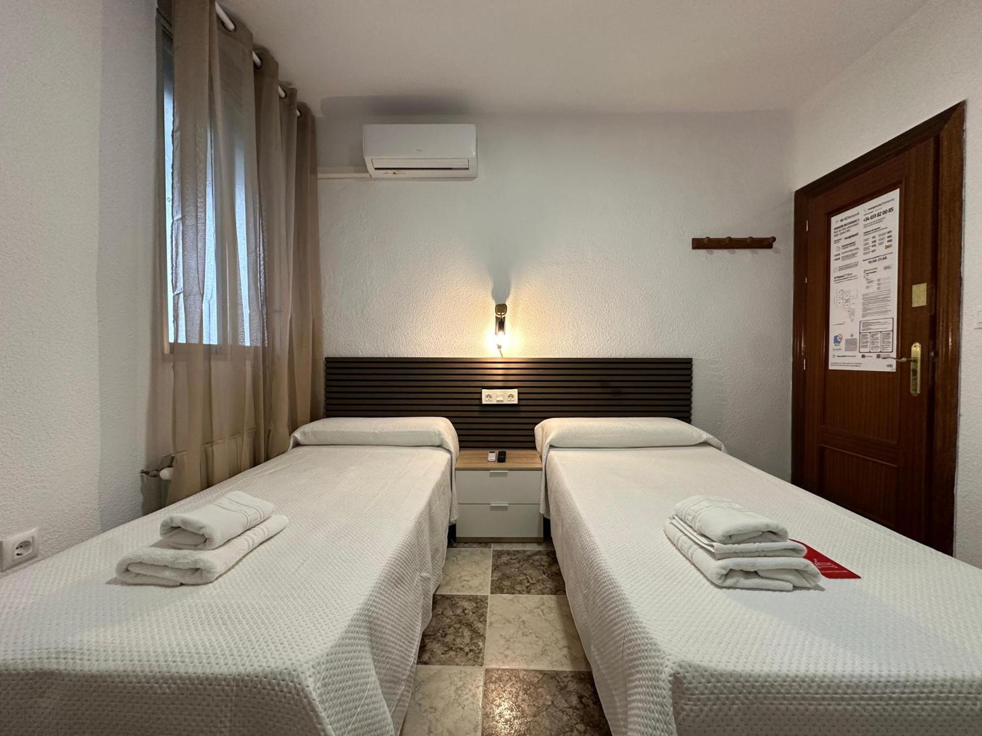 Pension Recogidas Granada Exterior photo
